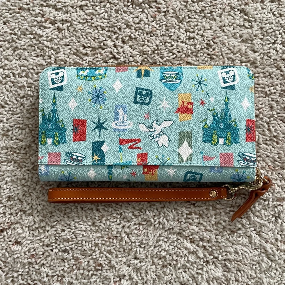 NWOT Disney Parks Fantasyland Dooney & Bourke Wristlet Wallet - Picture 3 of 7